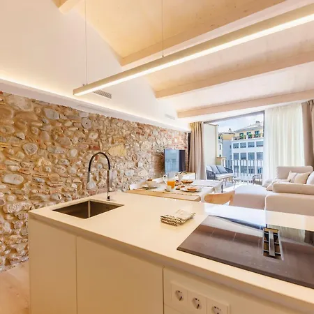 Bravissimo Ballesteries Penthouse, Monthly Appartement Gérone